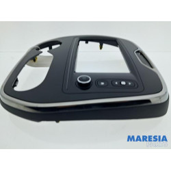 Renault - Captur - Radio omlijsting