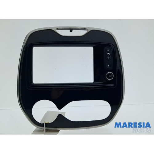 Renault - Captur - Radio omlijsting