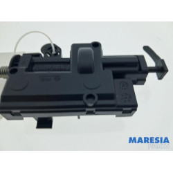 Renault - Captur - Tankklappe Verriegelungsmotor