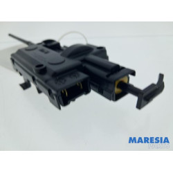 Renault - Captur - Tankklappe Verriegelungsmotor