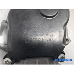 Renault - Captur - Moteur essuie-glace avant