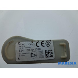 Renault - Captur - Tyre pressure sensor