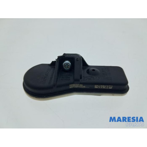 Renault - Captur - Tyre pressure sensor