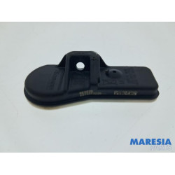 Renault - Captur - Tyre pressure sensor