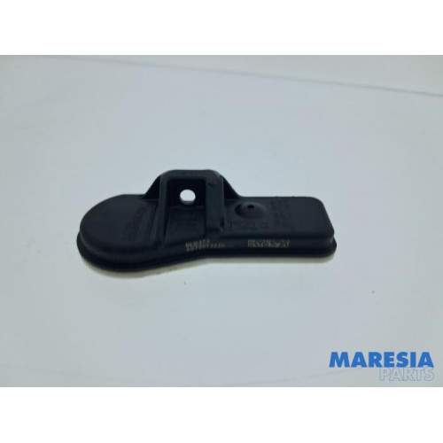 Renault - Captur - Tyre pressure sensor