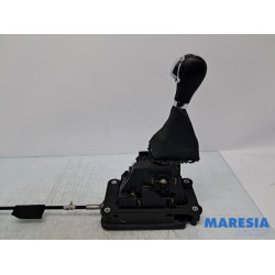 Renault - Captur - Gear stick