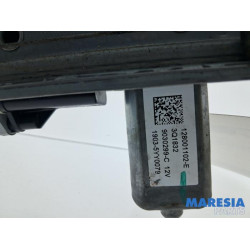 Renault - Captur - Fenstermechanik 4-türig links vorne