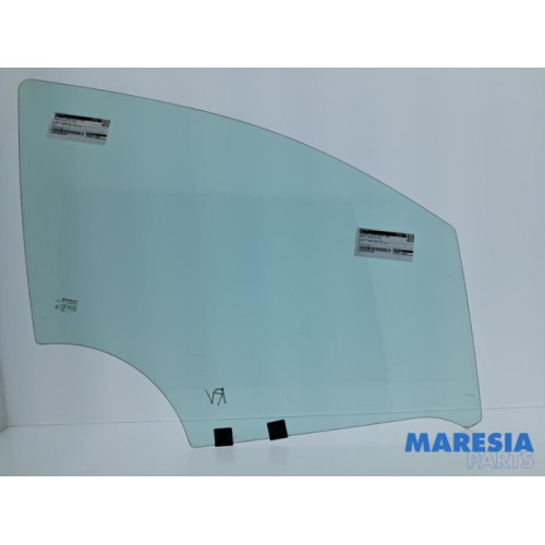 Renault - Captur - Door window 4-door, front right