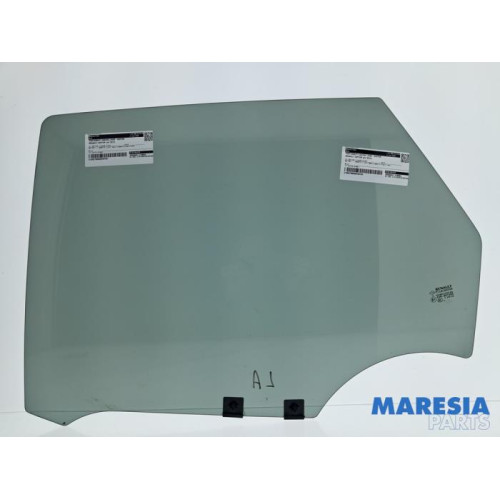 Renault - Captur - Portierruit 4Deurs links-achter