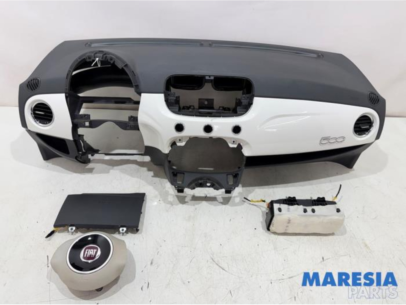 Fiat - 500 - Airbag set + dashboard