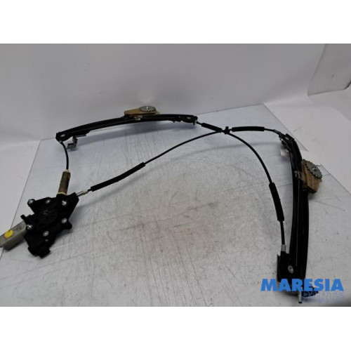 Alfa Romeo - Mito - Ruitmechaniek 2Deurs links-voor