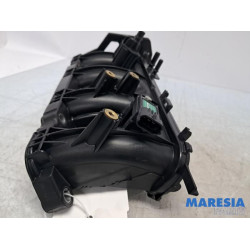 Renault - Grand Scenic - Inlaatspruitstuk