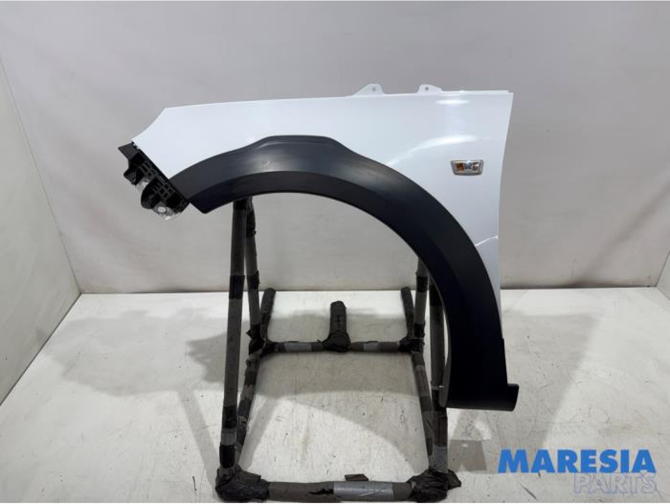 Opel - Adam - Aile avant gauche