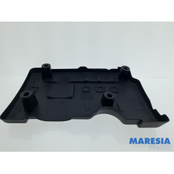 Renault - Grand Scenic - Afdekplaat motor