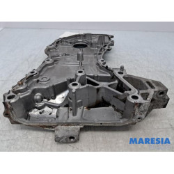 Renault - Grand Scenic - Couvercle de distribution