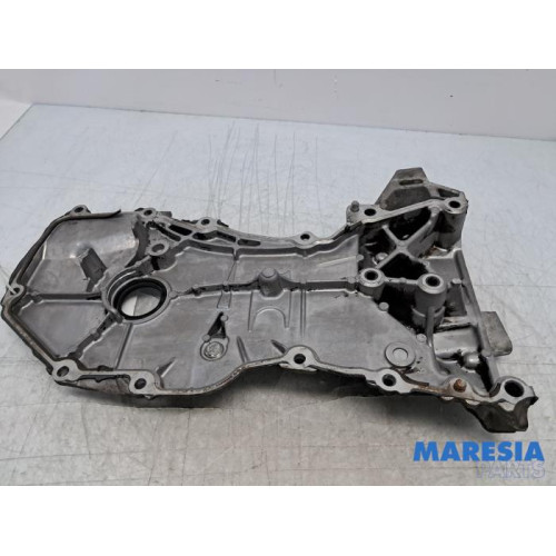 Renault - Grand Scenic - Couvercle de distribution