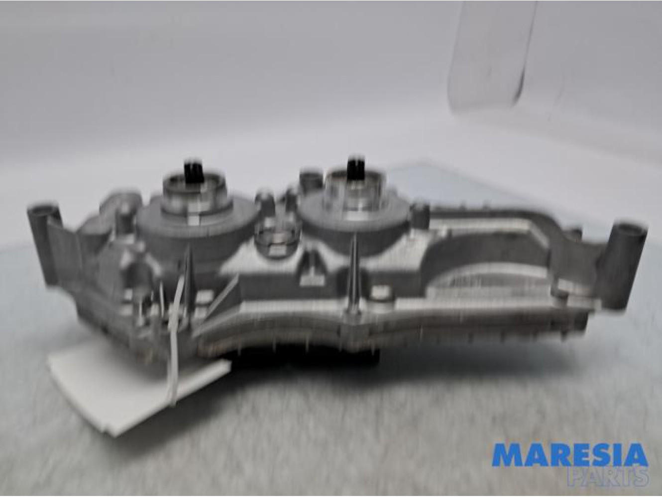 Renault - Captur - Ordinateur réservoir automatique