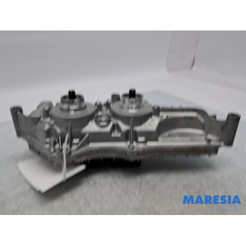 Renault - Captur - Ordinateur réservoir automatique