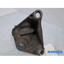 Renault - Grand Scenic - Motorsteun