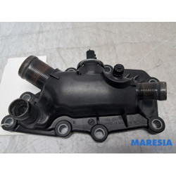 Renault - Grand Scenic - Boîtier thermostat