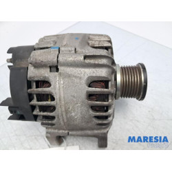 Renault - Captur - Dynamo