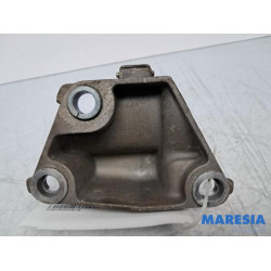 Renault - Captur - Motorlager