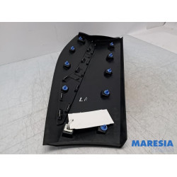 Renault - Captur - Door strip