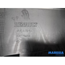 Renault - Captur - Door strip