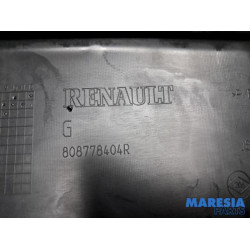 Renault - Captur - Door strip