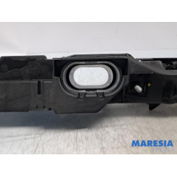 Renault - Captur - Lock plate