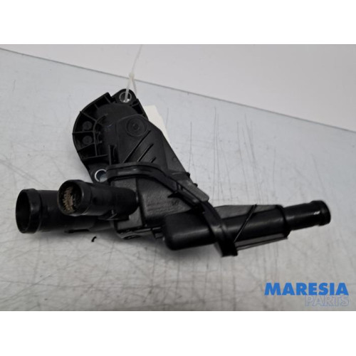 Renault - Clio - Thermostat housing