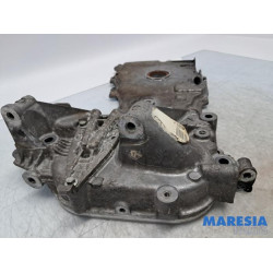 Renault - Clio - Couvercle de distribution