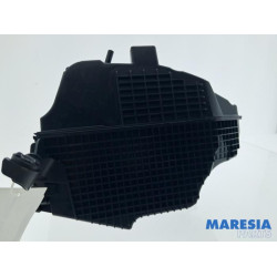 Renault - Captur - Air box