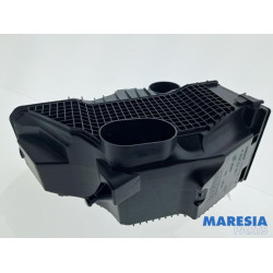 Renault - Captur - Air box