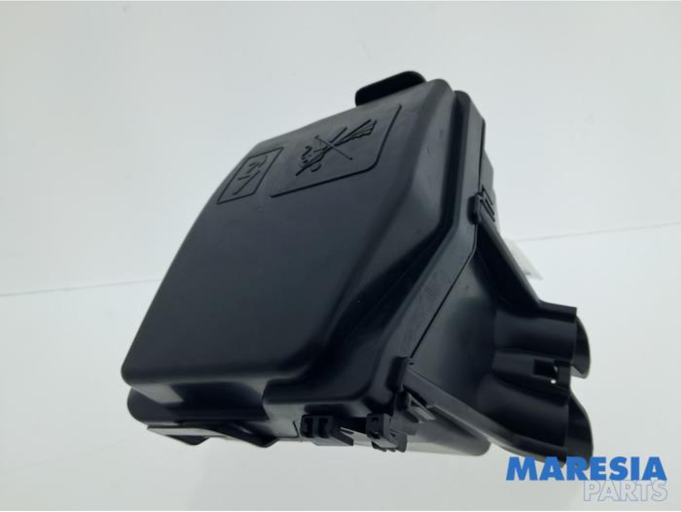 Renault - Captur - Fuse box