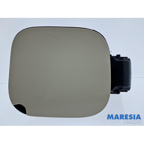 Renault - Captur - Tank Klep