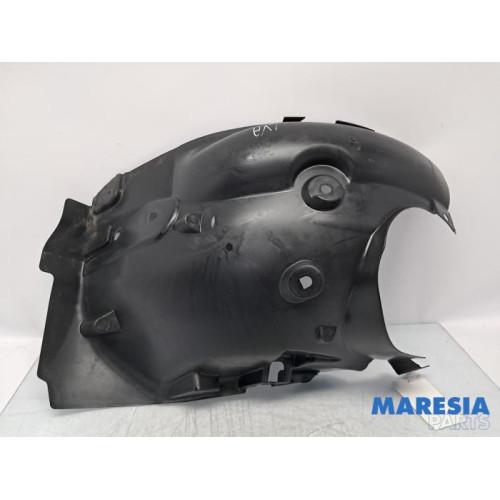 Renault - Captur - Passage de roue