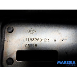 Renault - Clio - Kleppendeksel