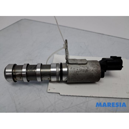 Renault - Clio - Camshaft adjuster