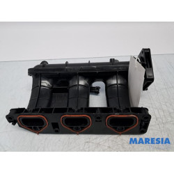Renault - Clio - Intake manifold