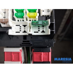 Peugeot - 308 - Sicherungskasten