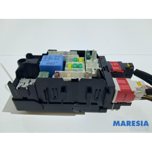 Peugeot - 308 - Sicherungskasten