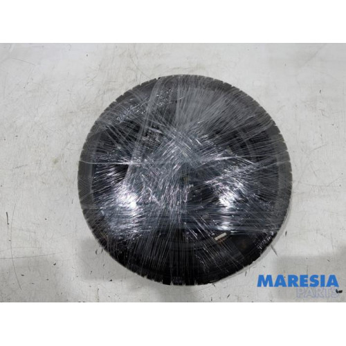 Peugeot - 107 - Krikset + reservewiel