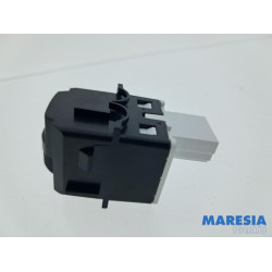 Citroen - Jumpy - AIH headlight switch