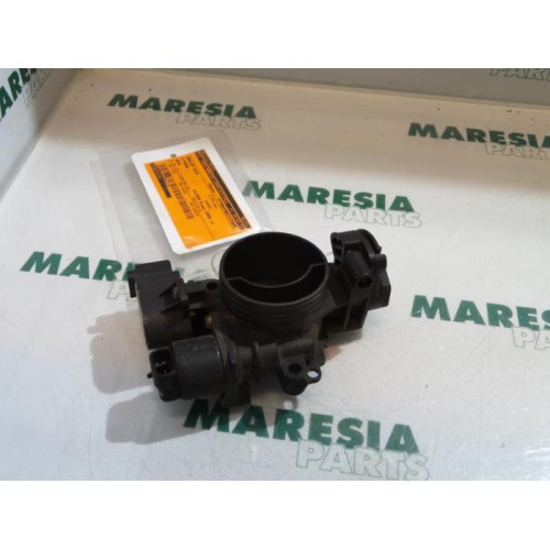 Citroen - Saxo - Throttle body