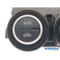 Opel - Adam - Panneau de commandes chauffage
