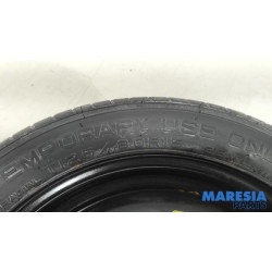 Citroen - DS3 - Krikset + reservewiel