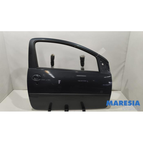 Peugeot - 107 - Door 2-door, right