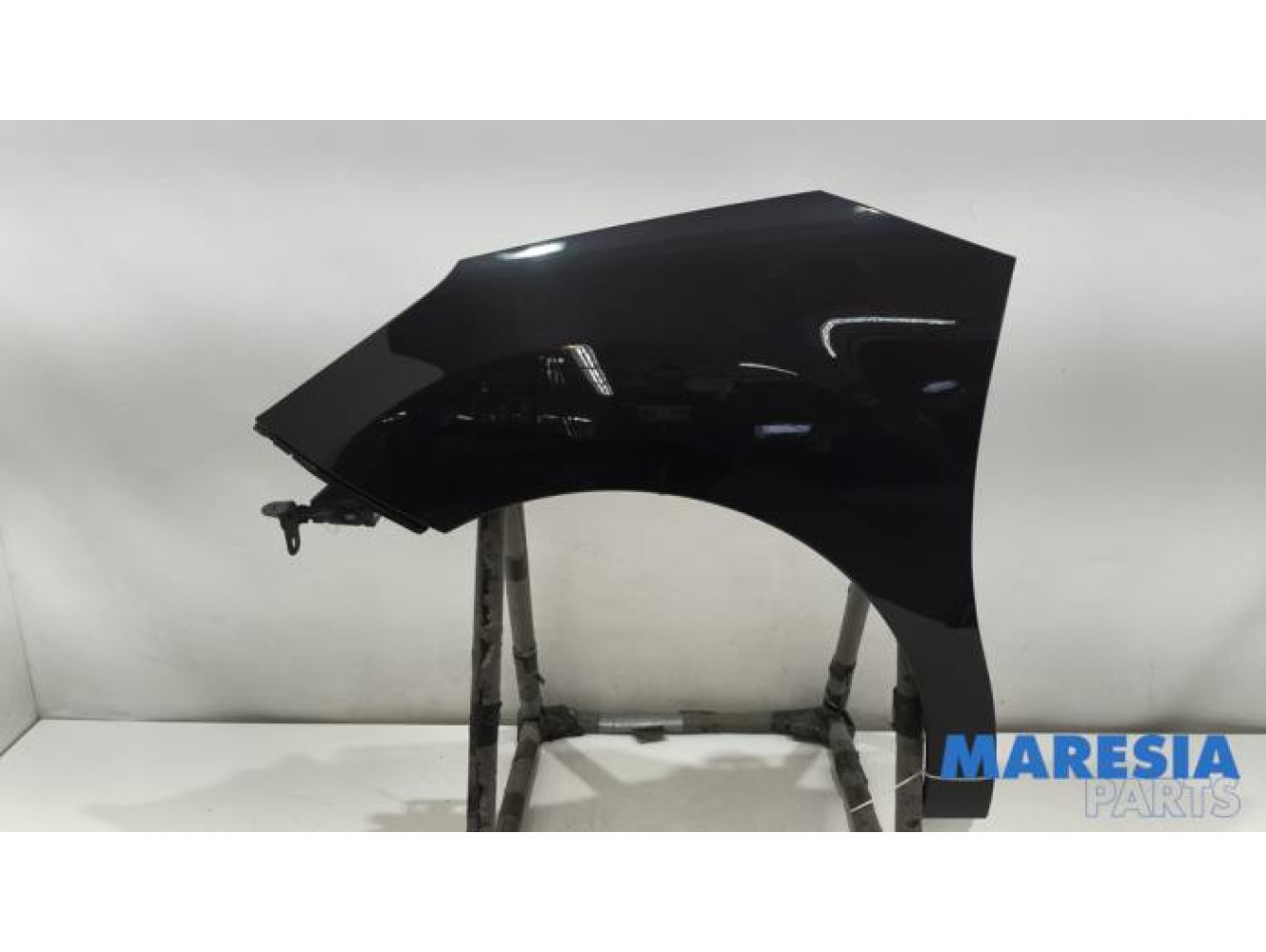 Citroen - DS3 - Front wing, left