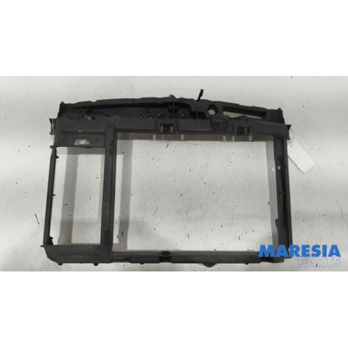 Citroen - DS3 - Front panel